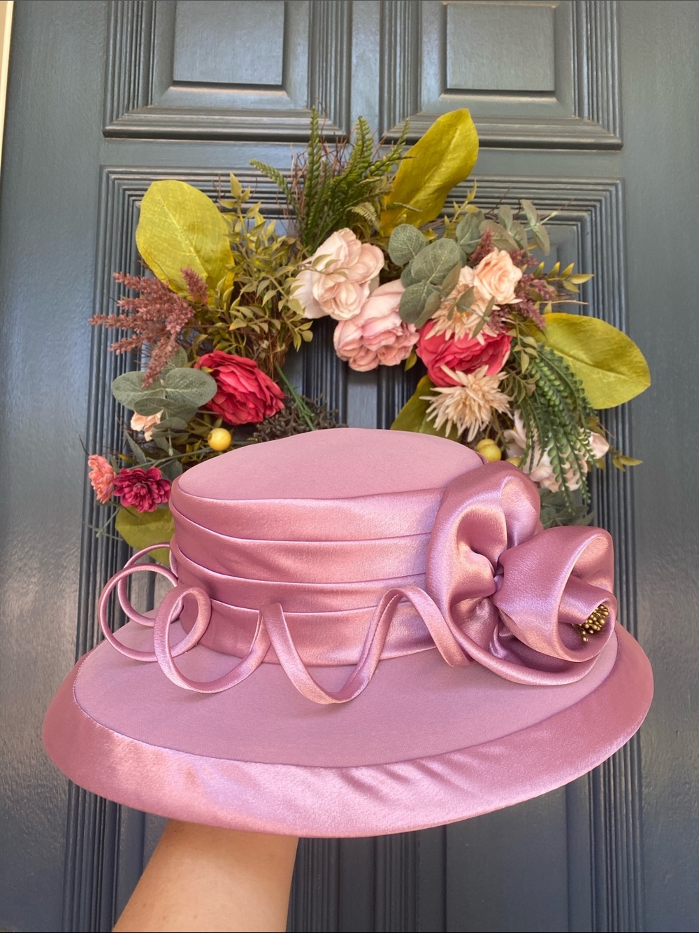 NWT🌹Lisa Rene Kentucky Derby /Church Dress Hat with Bow & Floral Accents in Rose